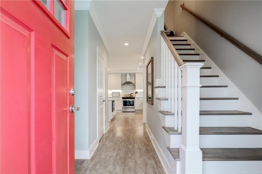 40 Grafton St - Photo 2 of 32