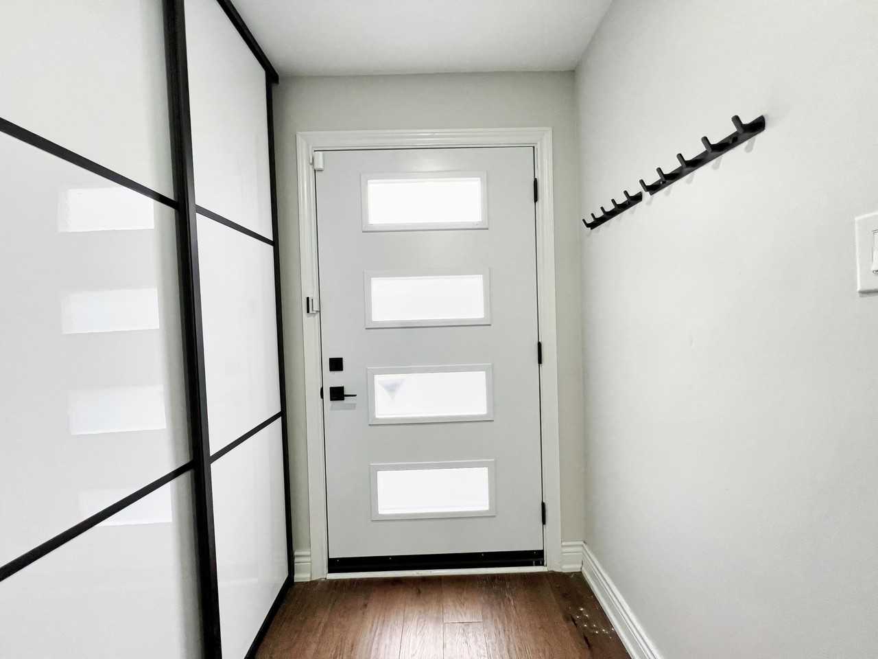 81 Burlington St #FH - Photo 3 of 50