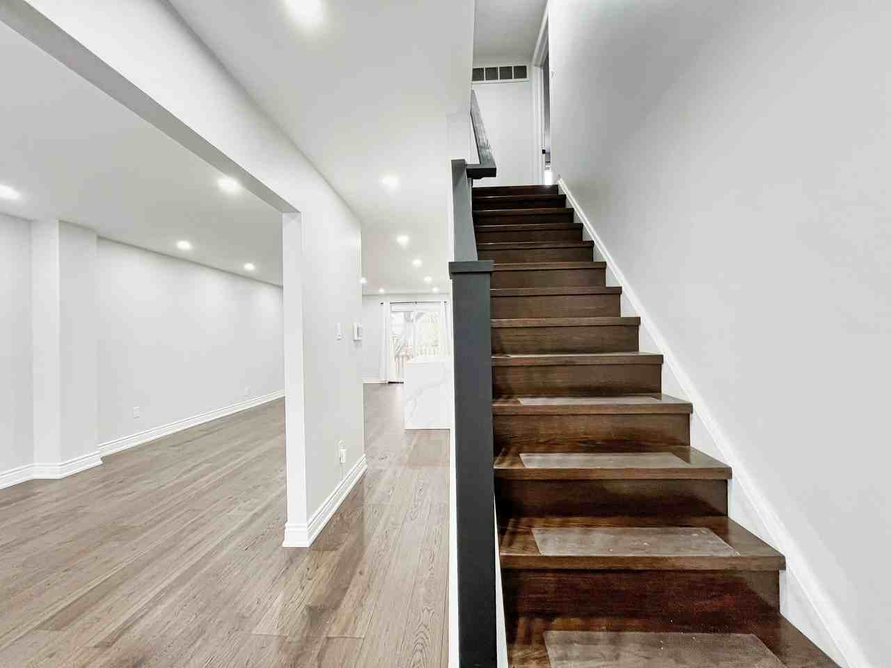 81 Burlington St #FH - Photo 4 of 50
