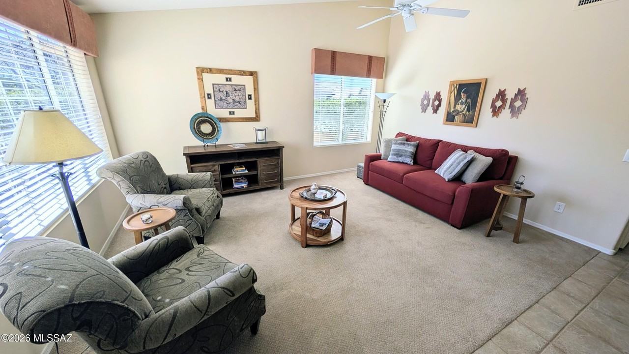 38774 S Desert Bluff Dr - Photo 2 of 18