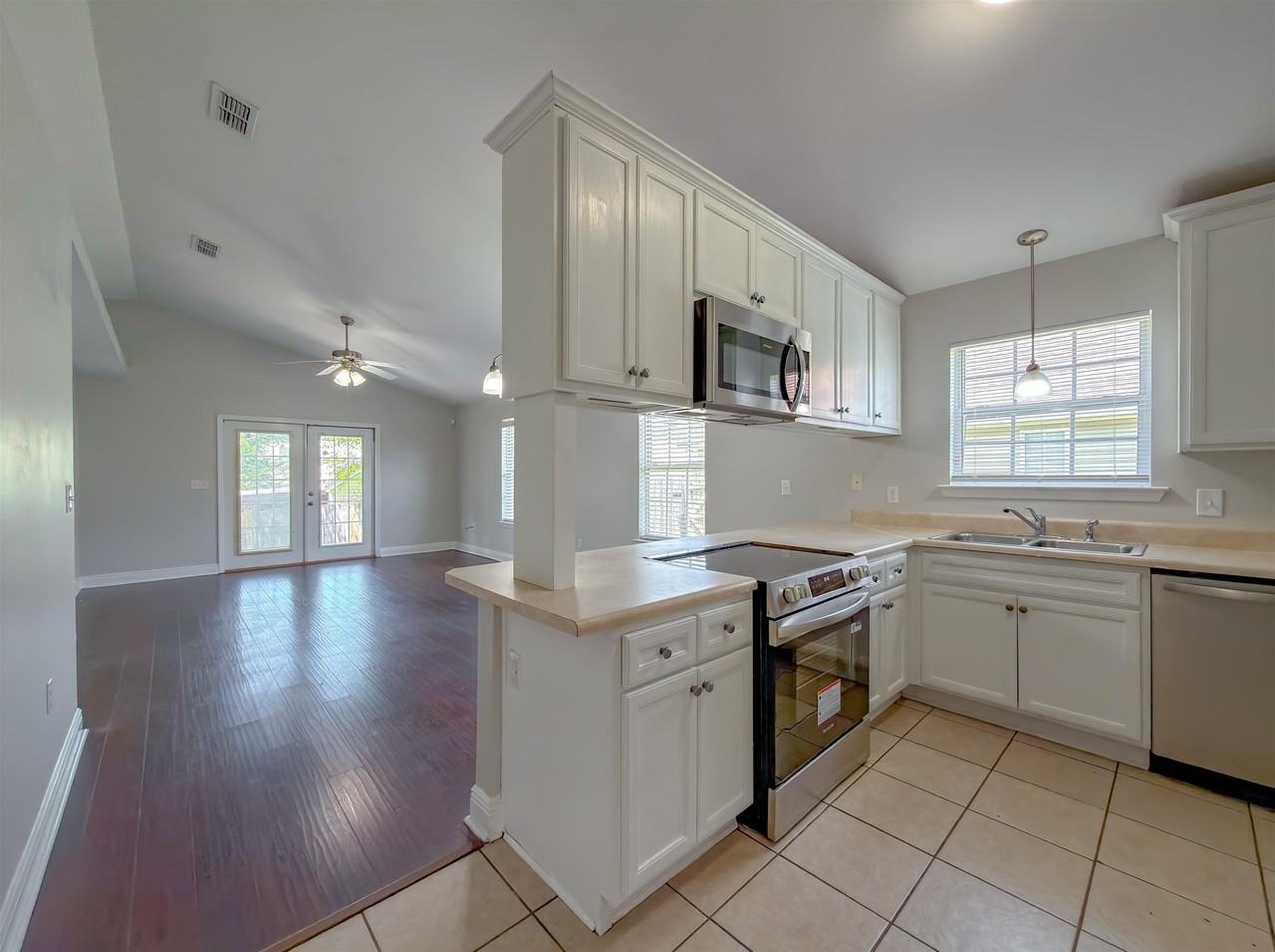 3363 Golden Rain Dr - Photo 4 of 35