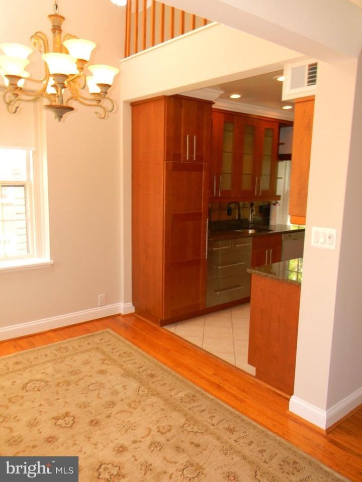 3930 Langley Ct Nw #F642 - Photo 5 of 27