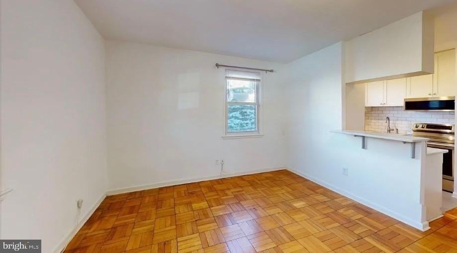 4000 Beecher St Nw #101 - Photo 6 of 11