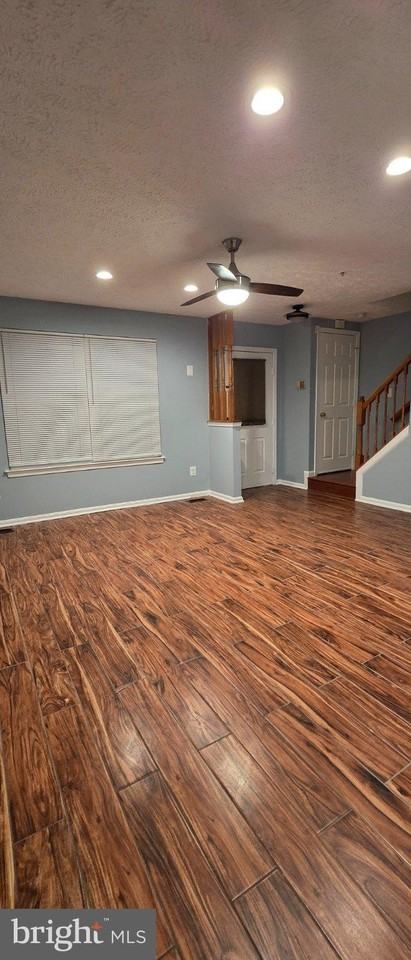 323 Lindera Ct - Photo 6 of 50