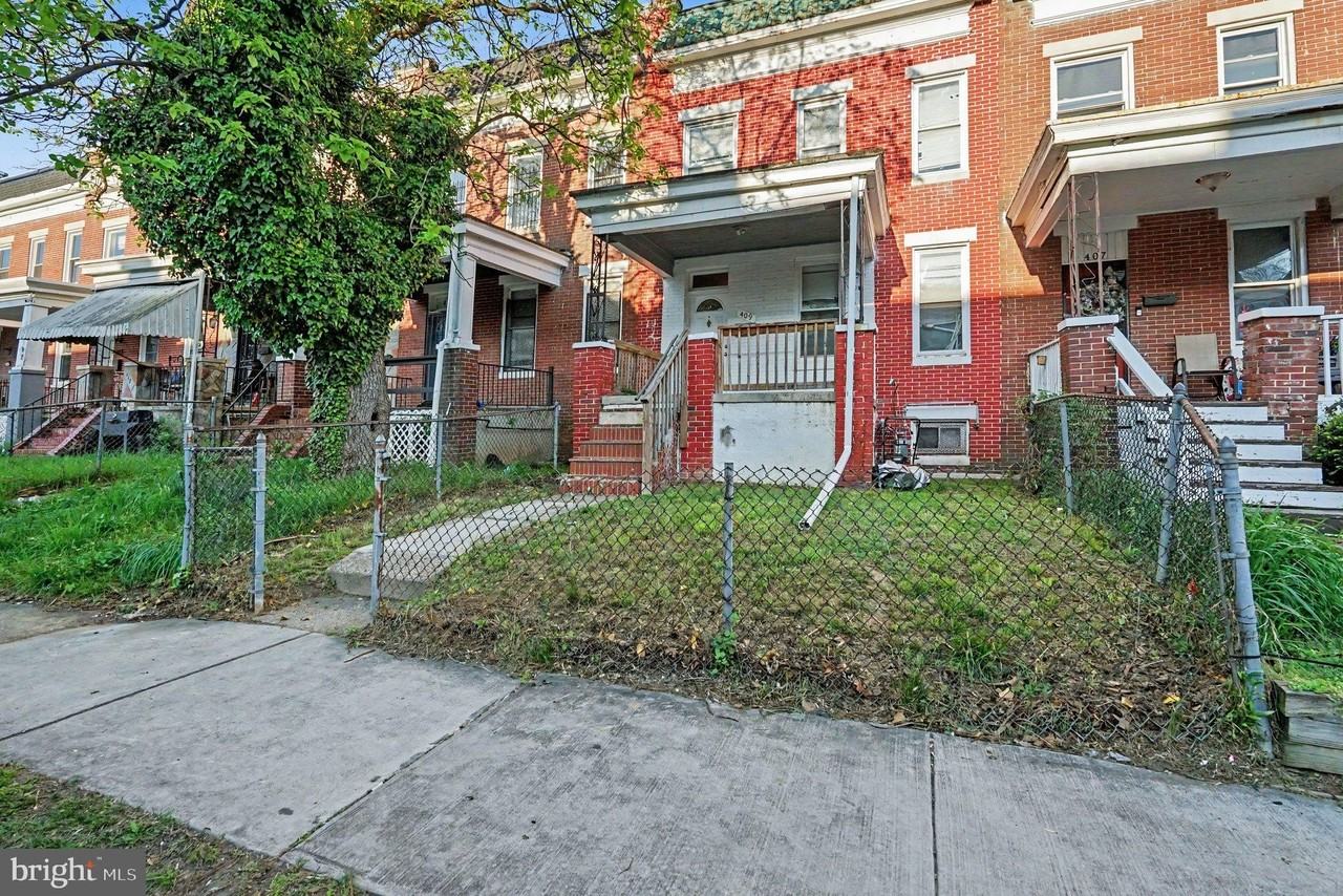 409 N Edgewood St - Photo 2 of 30