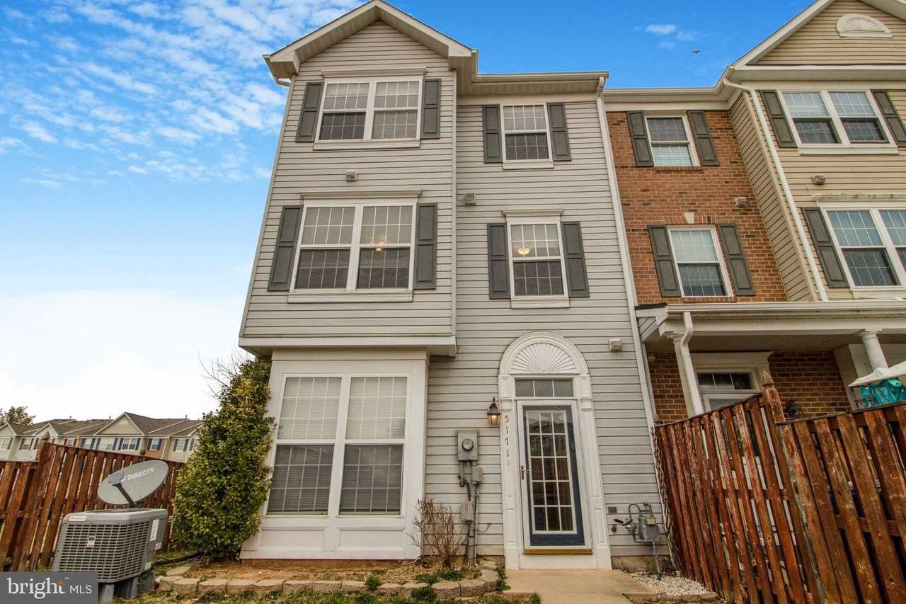 5171 Duke Ct - Photo 2 of 26