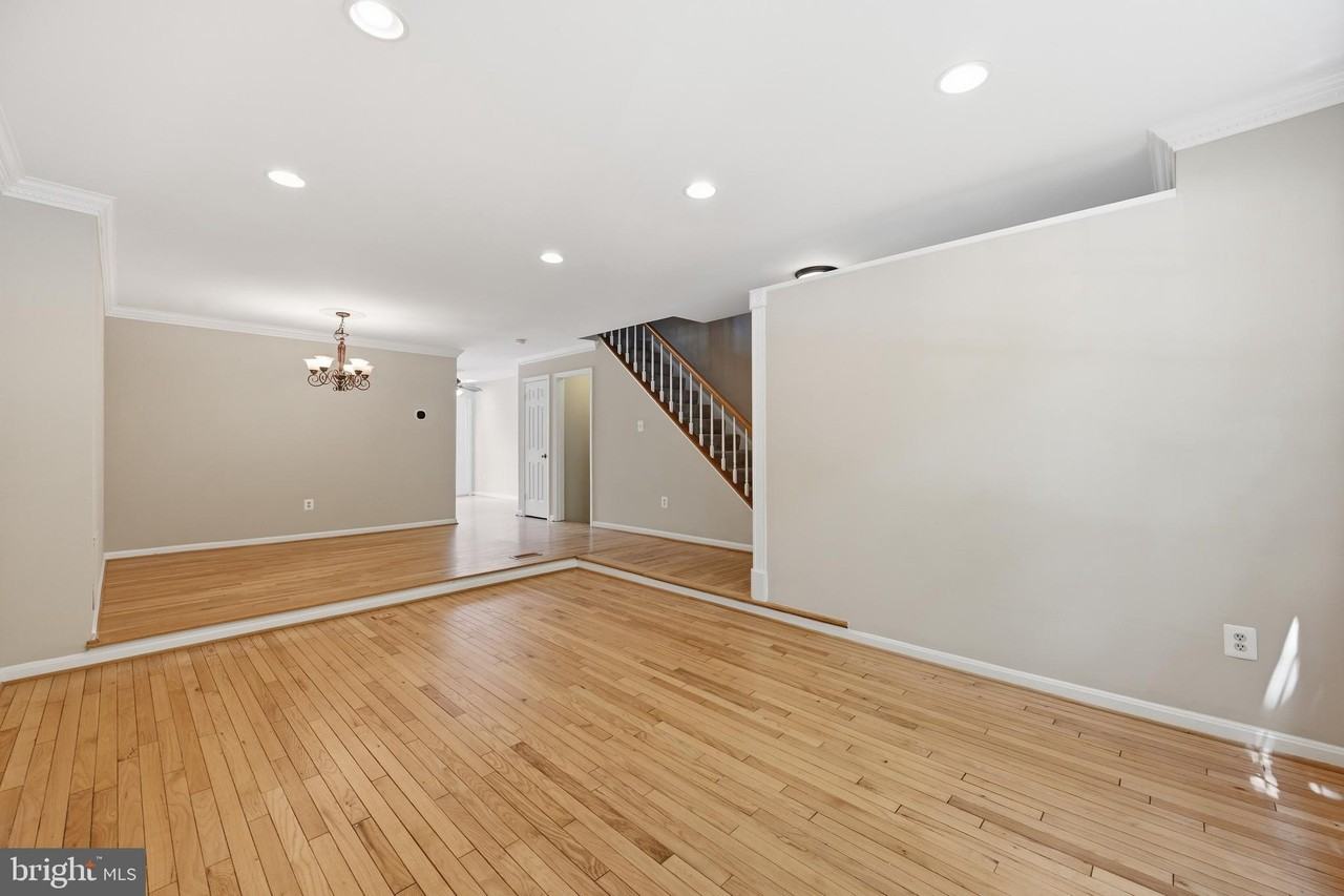 15622 Cliff Swallow Way - Photo 6 of 31