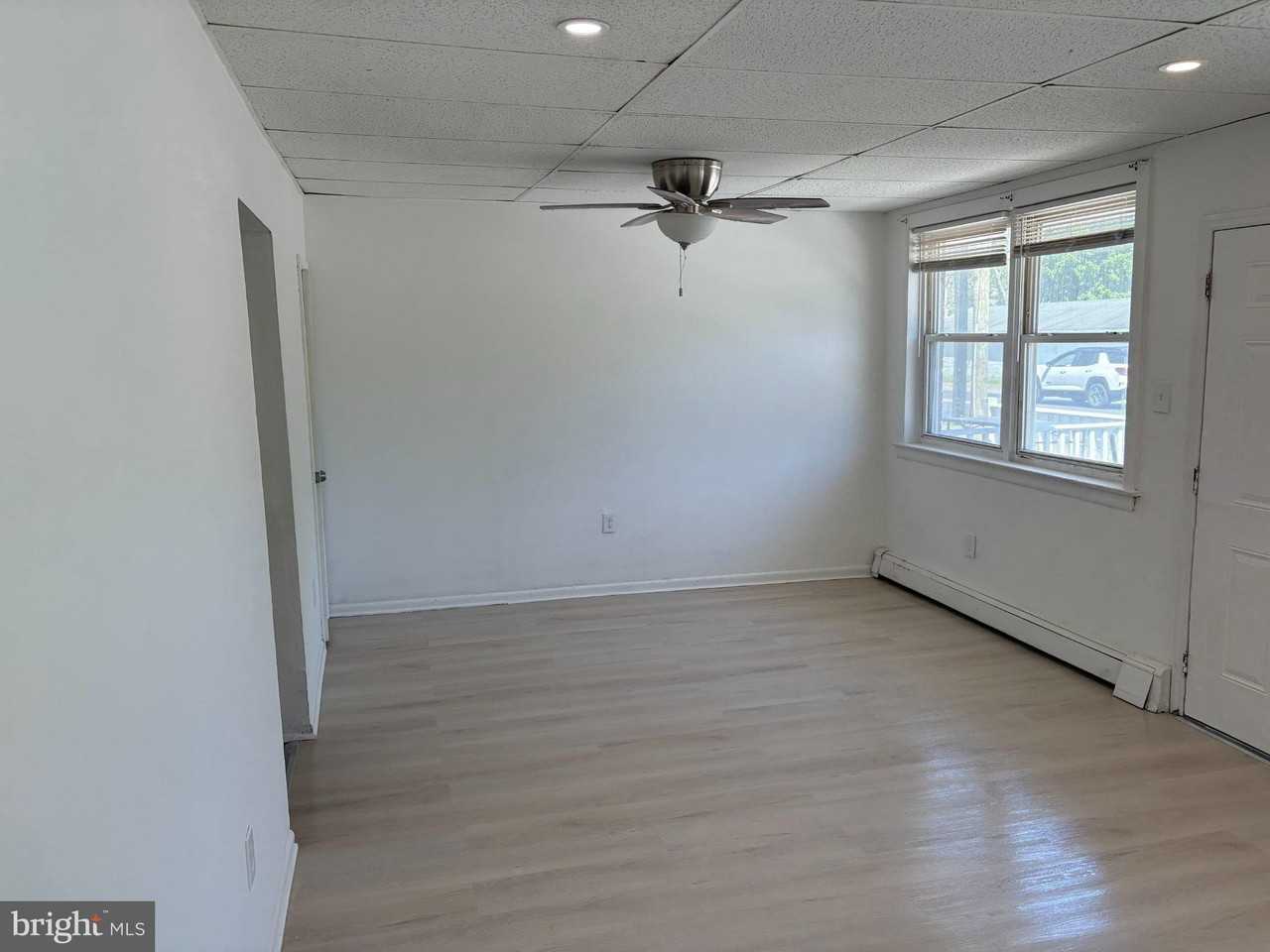 159 Cross Keys Rd #E - Photo 4 of 22