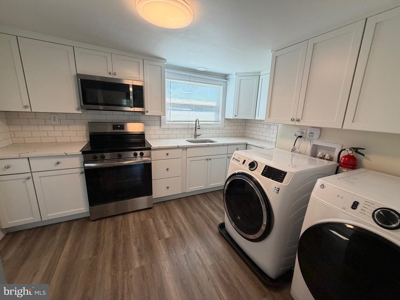 74A N Railroad Ave - Photo 6 of 16