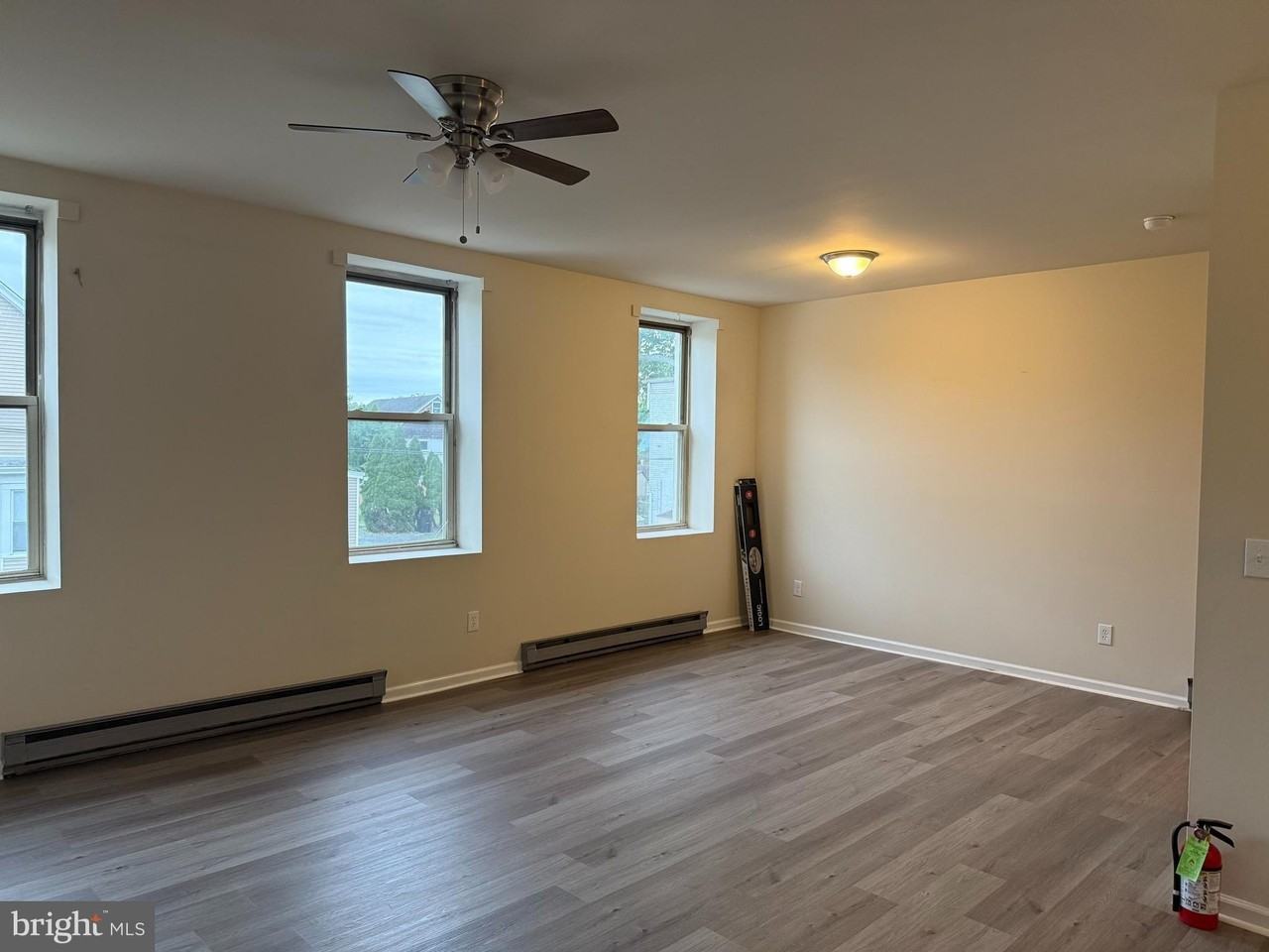 21 N Main St #A - Photo 3 of 16