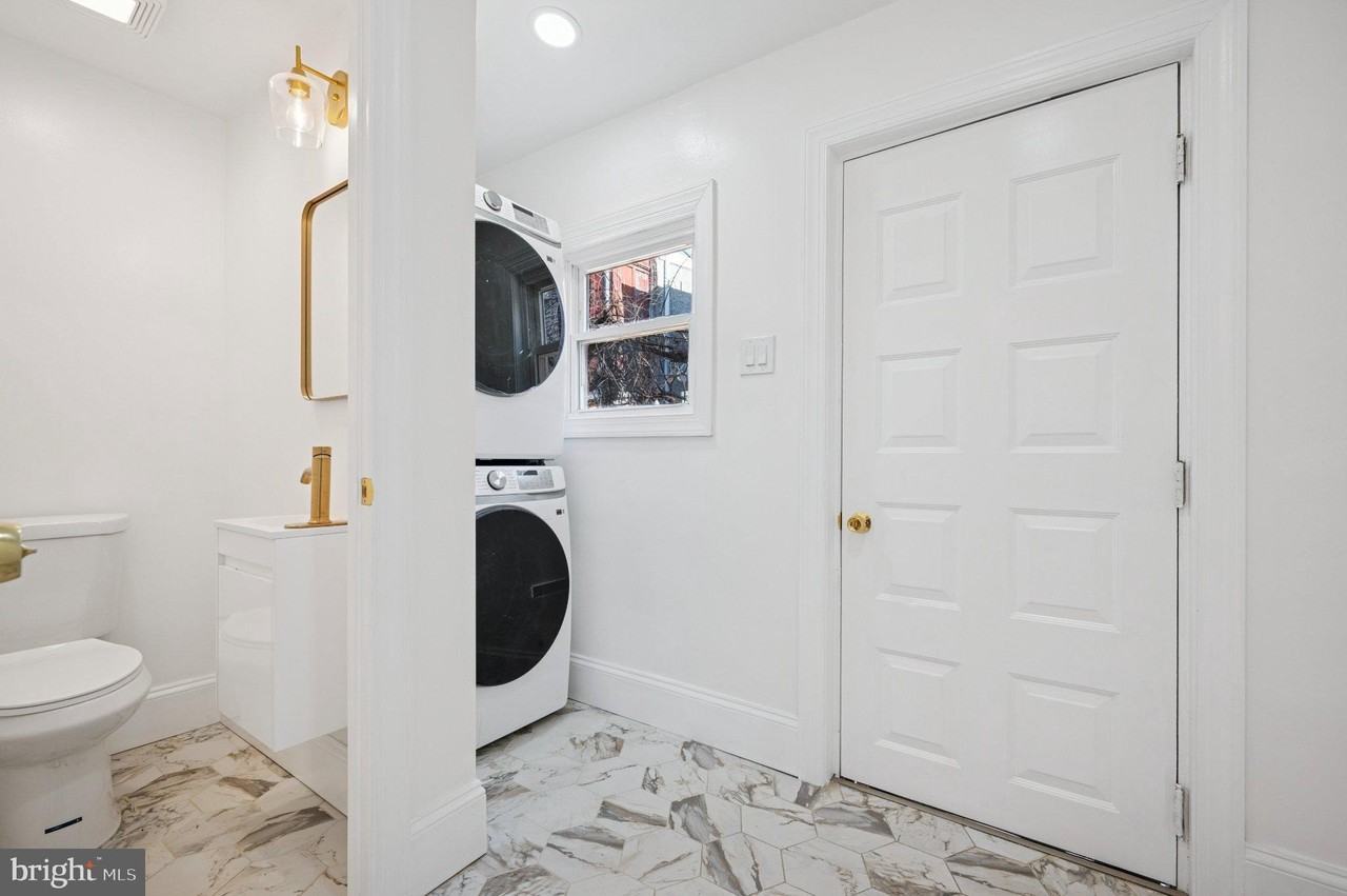 2919 Nicholas St - Photo 7 of 17
