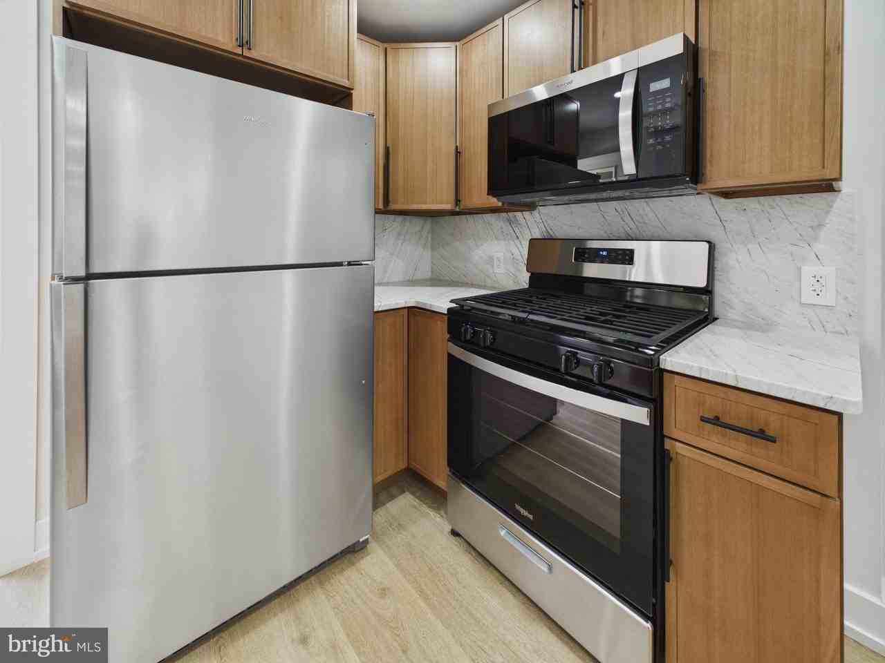2229 Oakford St - Photo 5 of 16