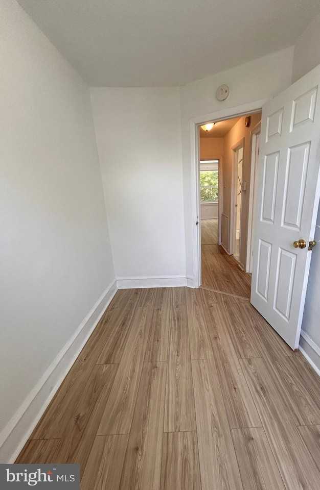 2524 Bonaffon St - Photo 7 of 13