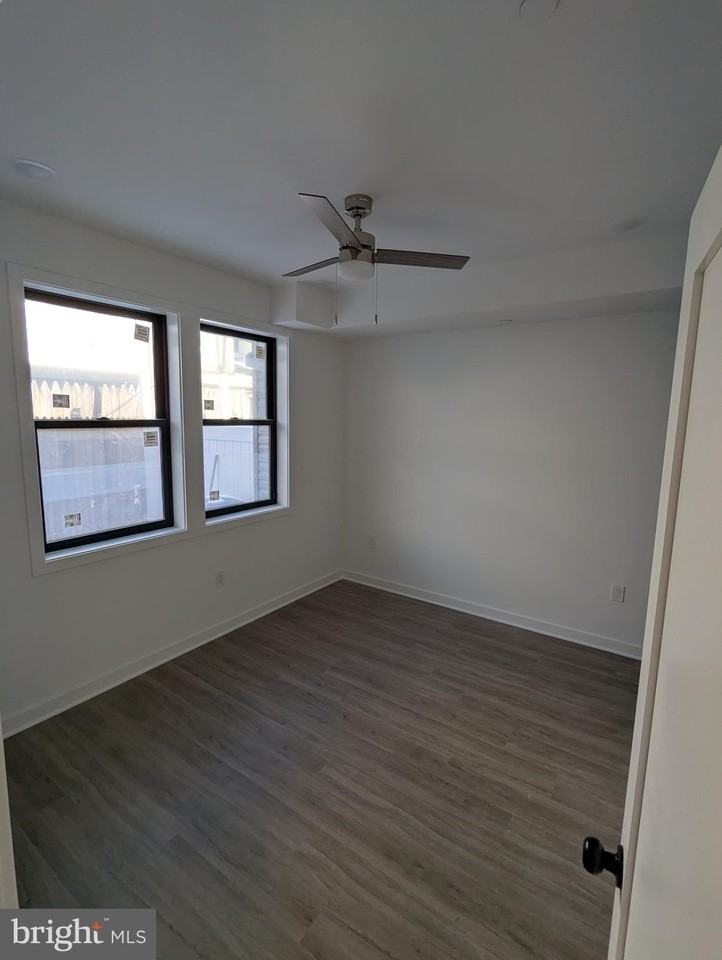 3639 Earp St - Photo 3 of 19