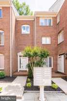 1809 N Uhle St #1 - Photo 1 of 1