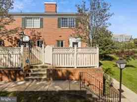 1627 N Van Dorn St - Photo 1 of 1