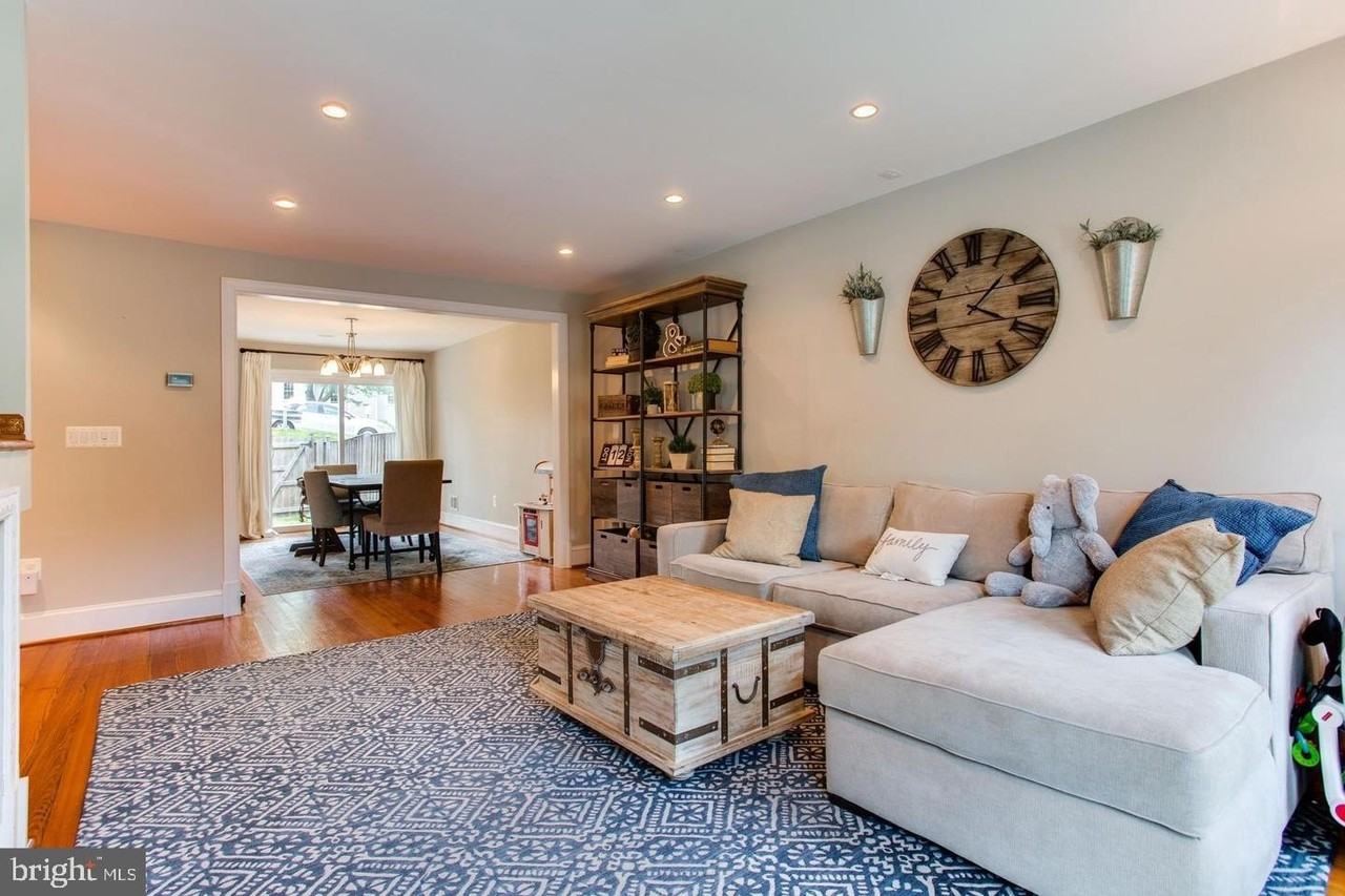 5407 Helm Ct - Photo 6 of 37
