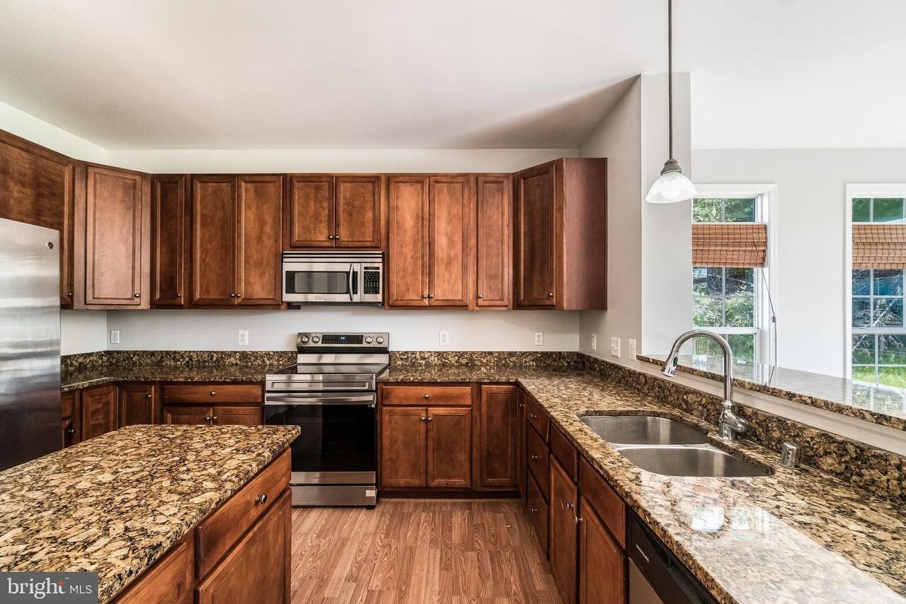 3603 Carolina Ct - Photo 4 of 31