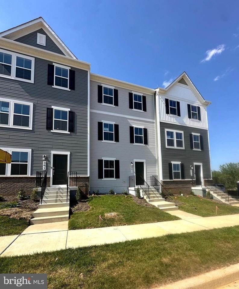 271 Swan Field Ave - Photo 3 of 45