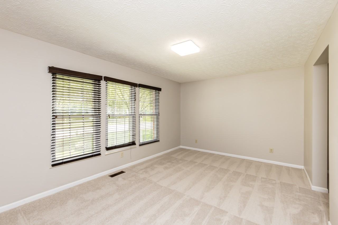6085 Tara Hill Dr #1 - Photo 5 of 30