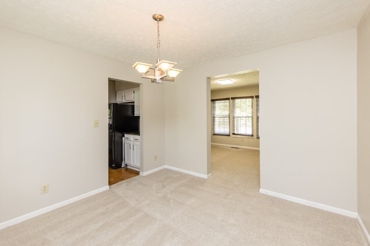 6085 Tara Hill Dr #1 - Photo 7 of 30