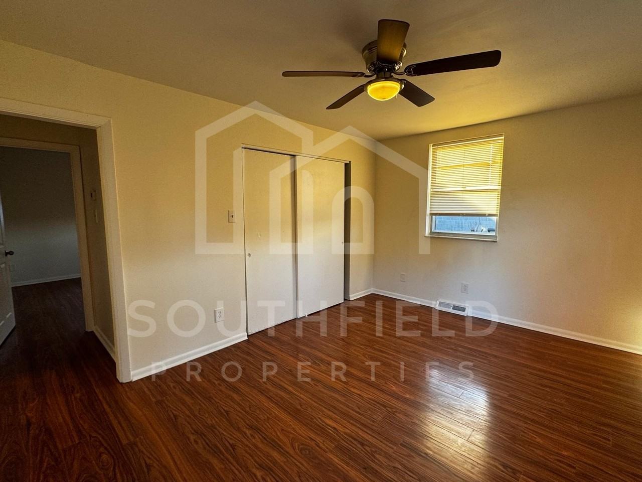 3735 Lovell Ave #3 - Photo 4 of 7