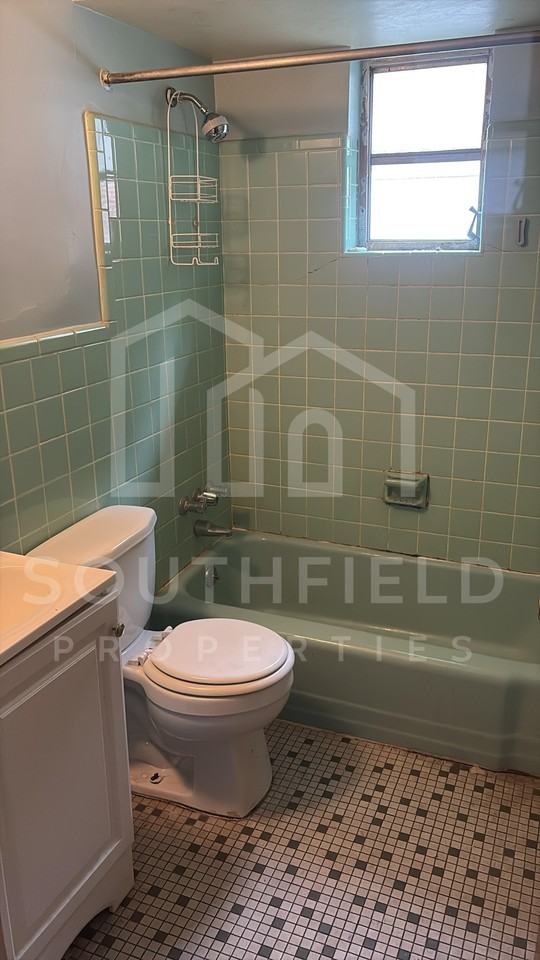 833 Seton Ave #2 - Photo 5 of 7