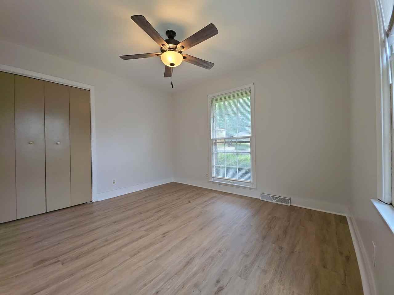 2613 Skyline Dr Nw #1 - Photo 6 of 21