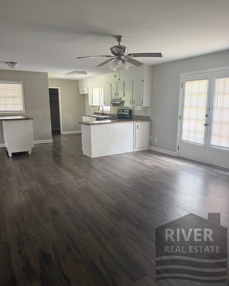 2150 Estaline Dr #1 - Photo 3 of 17