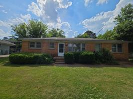 featured image of 3902 Harwood Ave Sw #1
