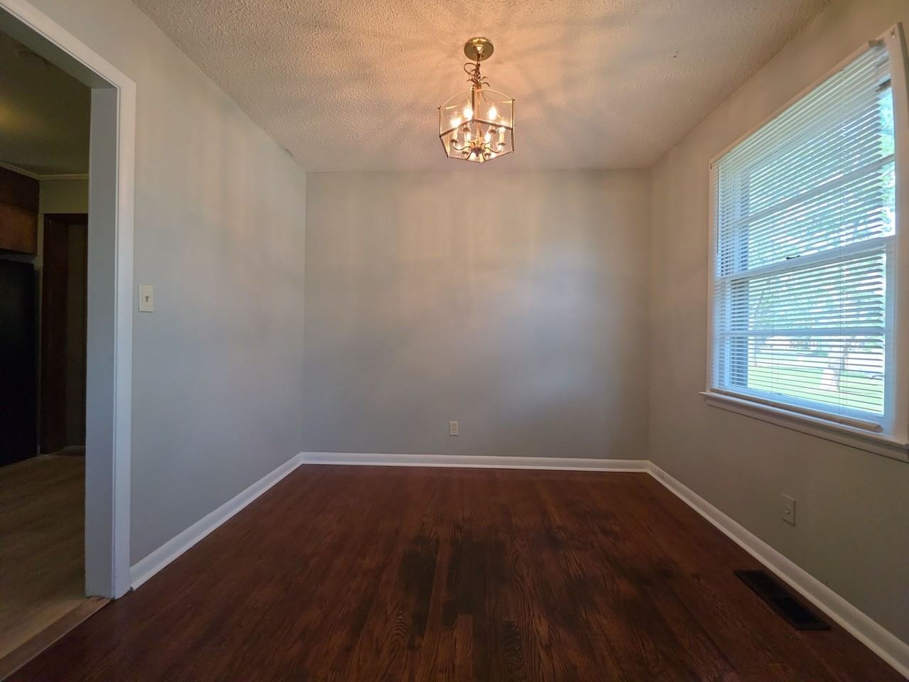 3902 Harwood Ave Sw #1 - Photo 3 of 13