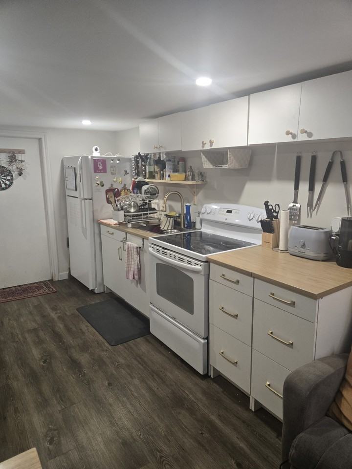 6 Mitchell St - Photo 5 of 16