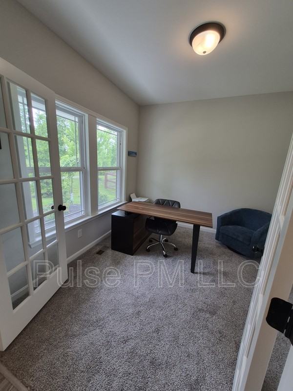 6179 Ballyshannon Dr - Photo 6 of 50