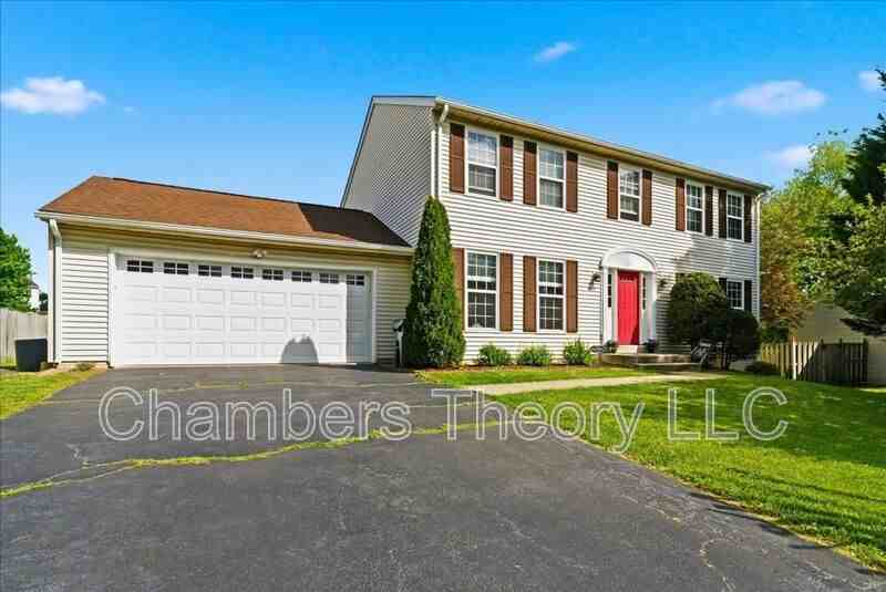 1412 Kingsvale Cir - Photo 3 of 50