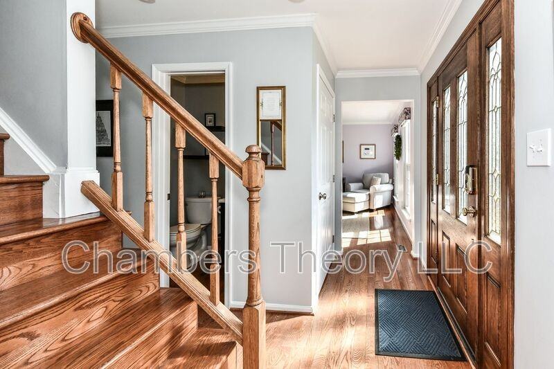 1412 Kingsvale Cir - Photo 4 of 50