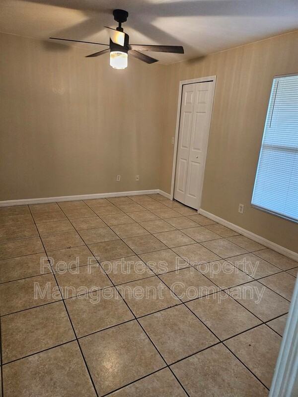 104 Gordon Ave S - Photo 6 of 8