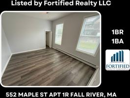 featured image of 552 Maple St #1R