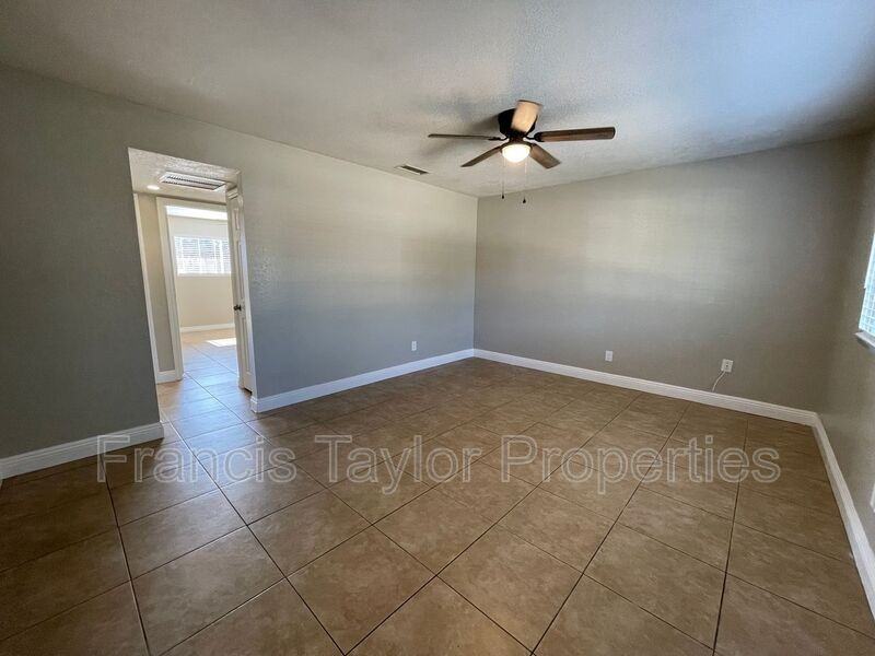 145 Francesca Dr - Photo 3 of 15