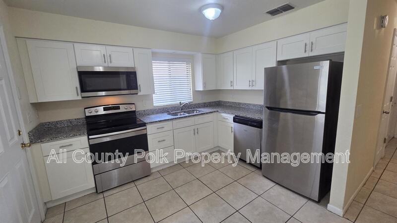 235 Leelon Rd - Photo 7 of 20