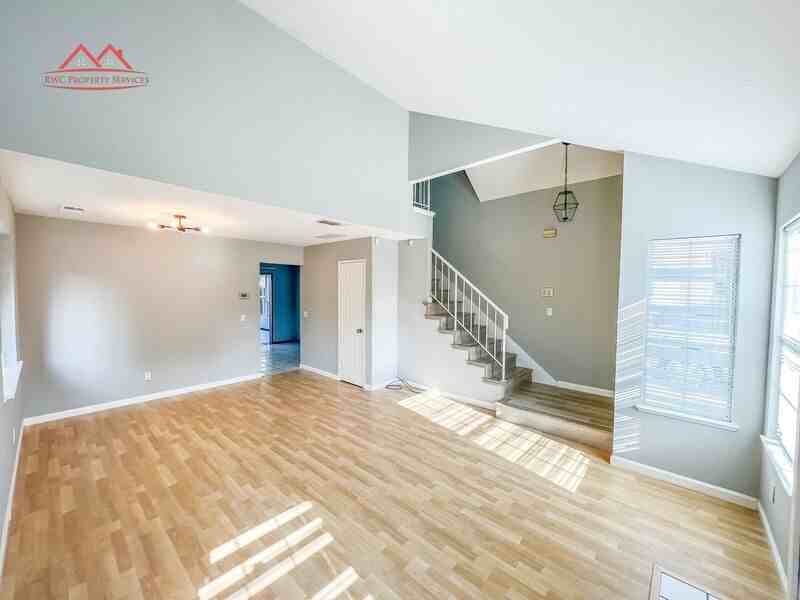 931 Coventry Cir - Photo 6 of 29
