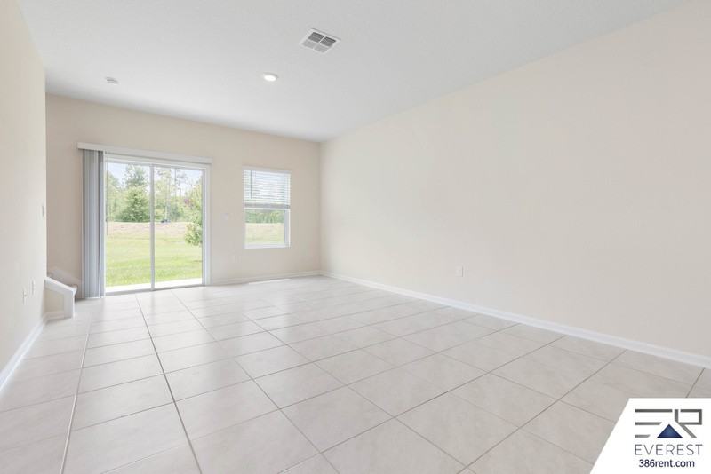 41 Temple Dr - Photo 6 of 39