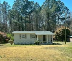 featured image of 207 E Main St