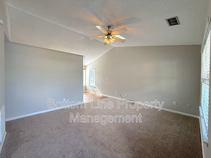 6228 Cottageville Ln - Photo 2 of 15