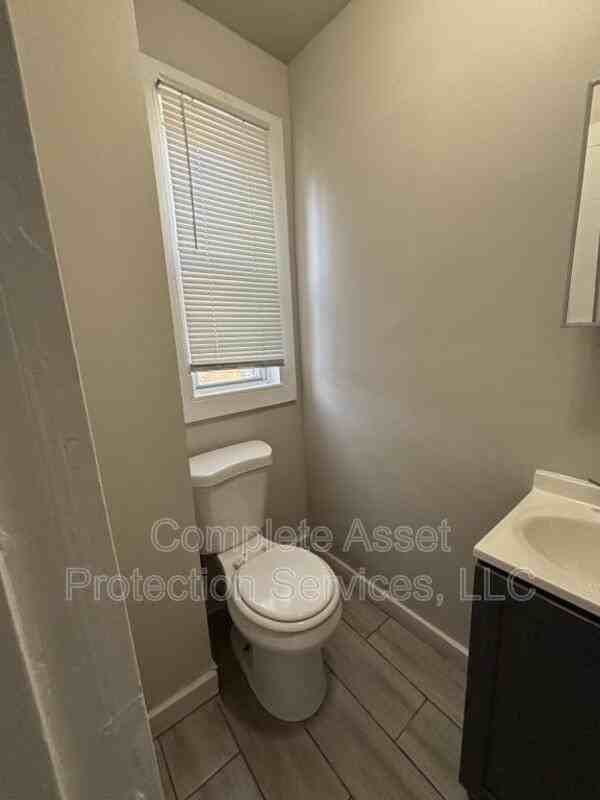 3732 Deodar St - Photo 2 of 6