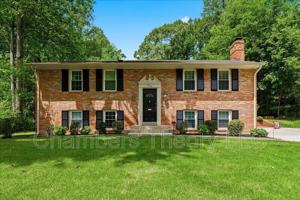 featured image of 4520 Willet Dr