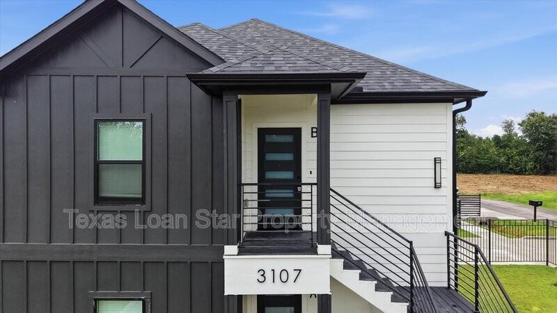 3107 Grassmere St #B - Photo 4 of 27