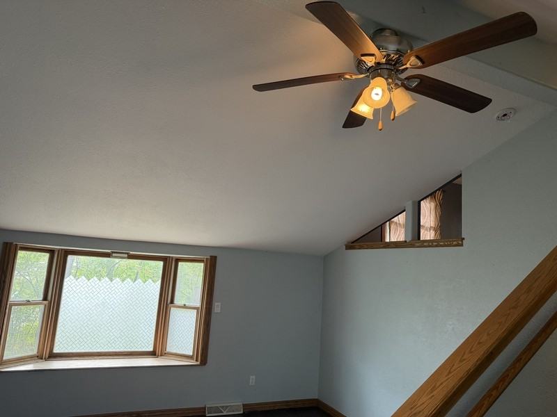 452 Cook St - Photo 7 of 16