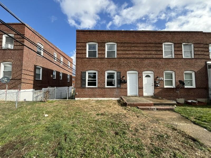 309 52nd St #A - Photo 2 of 14