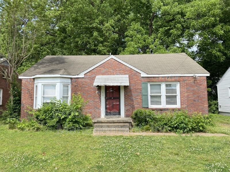 605 Houston St - Photo 2 of 40