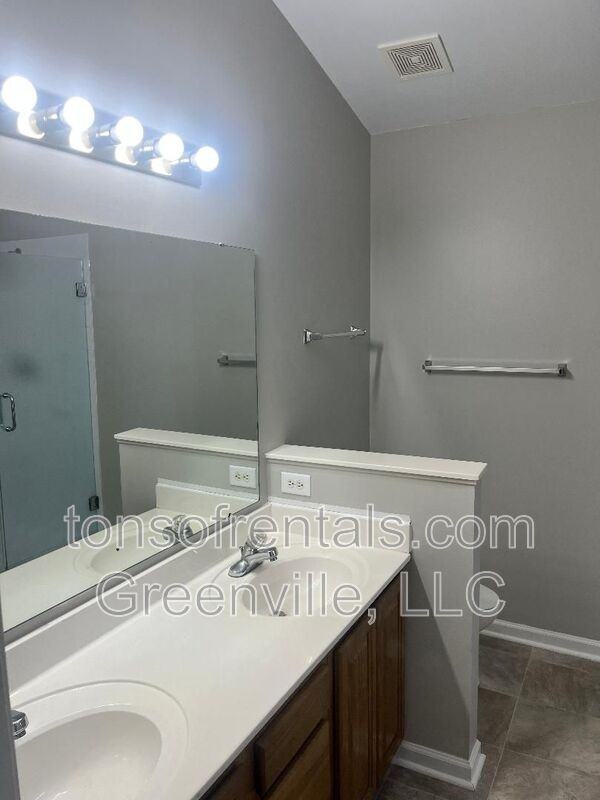 7 Stonington Way - Photo 2 of 13